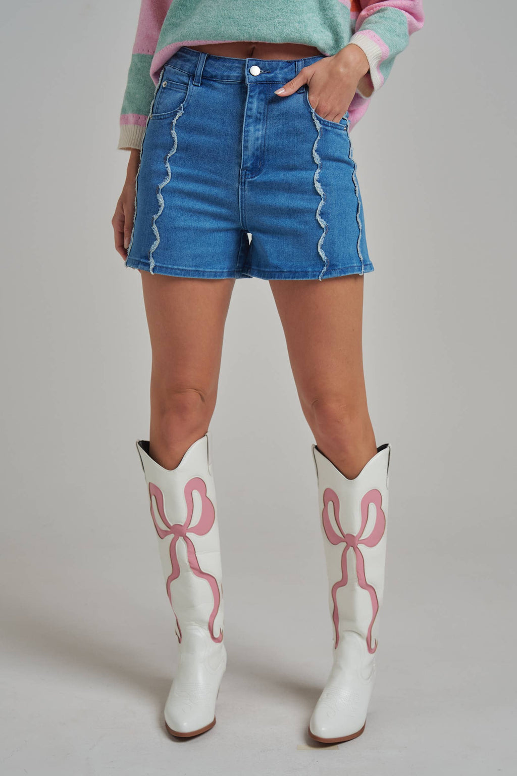HIGH RISE DENIM SHORTS WITH SCALLOPED FRONT SEAM